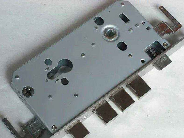 宝鸡24小时上门开锁公司